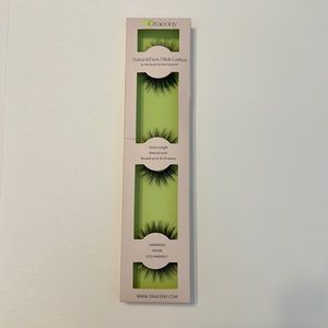 Oraeony, 3 pairs of reusable lashes NIB/NWT